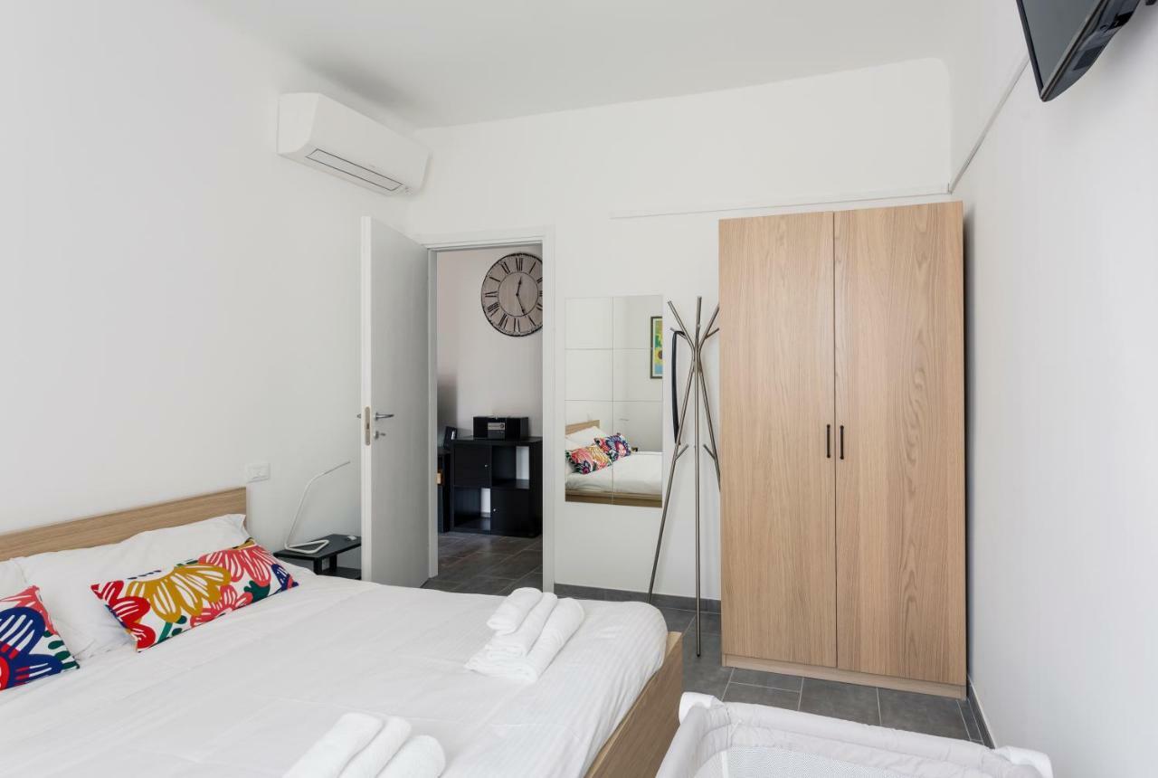 Comfortable Family Group Apartment Via Paruta Milan Extérieur photo