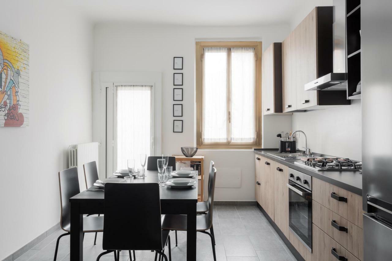 Comfortable Family Group Apartment Via Paruta Milan Extérieur photo